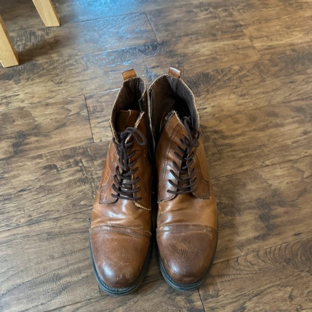 Men's Tan Leather Lace-Up Boots